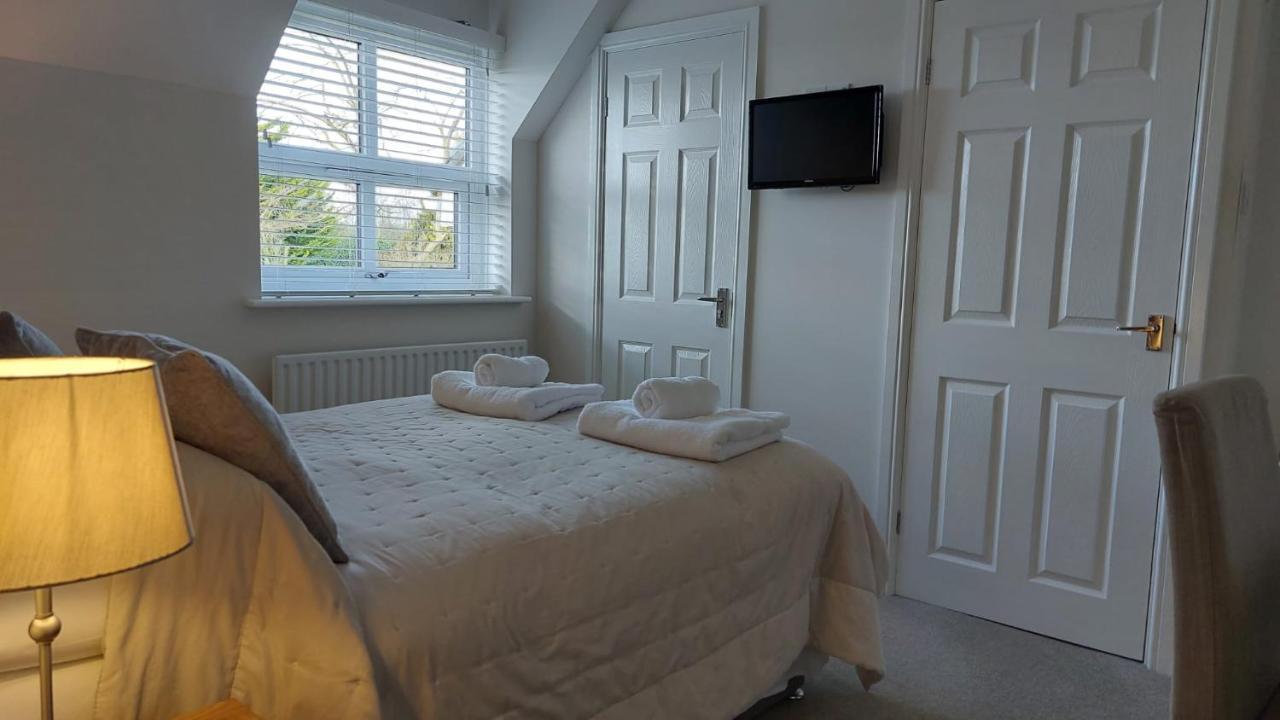 Westwood Lodge B & B Boston Bagian luar foto