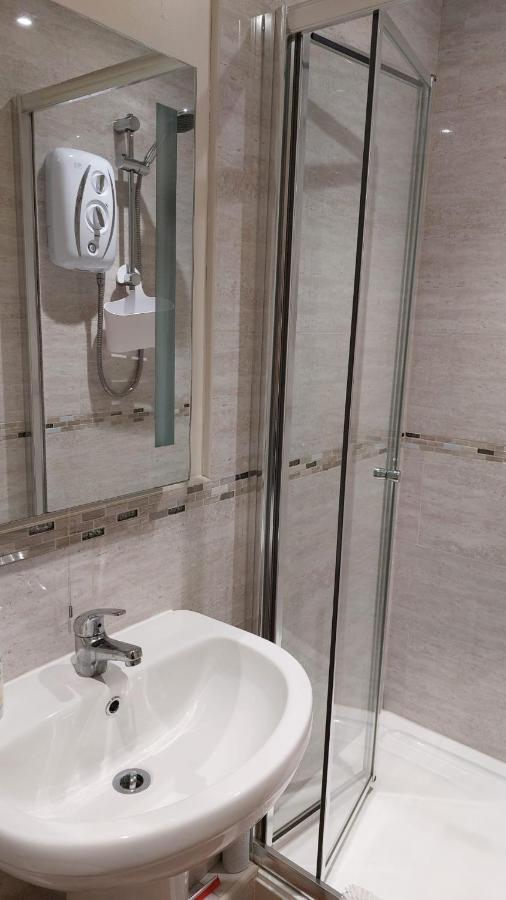 Westwood Lodge B & B Boston Bagian luar foto